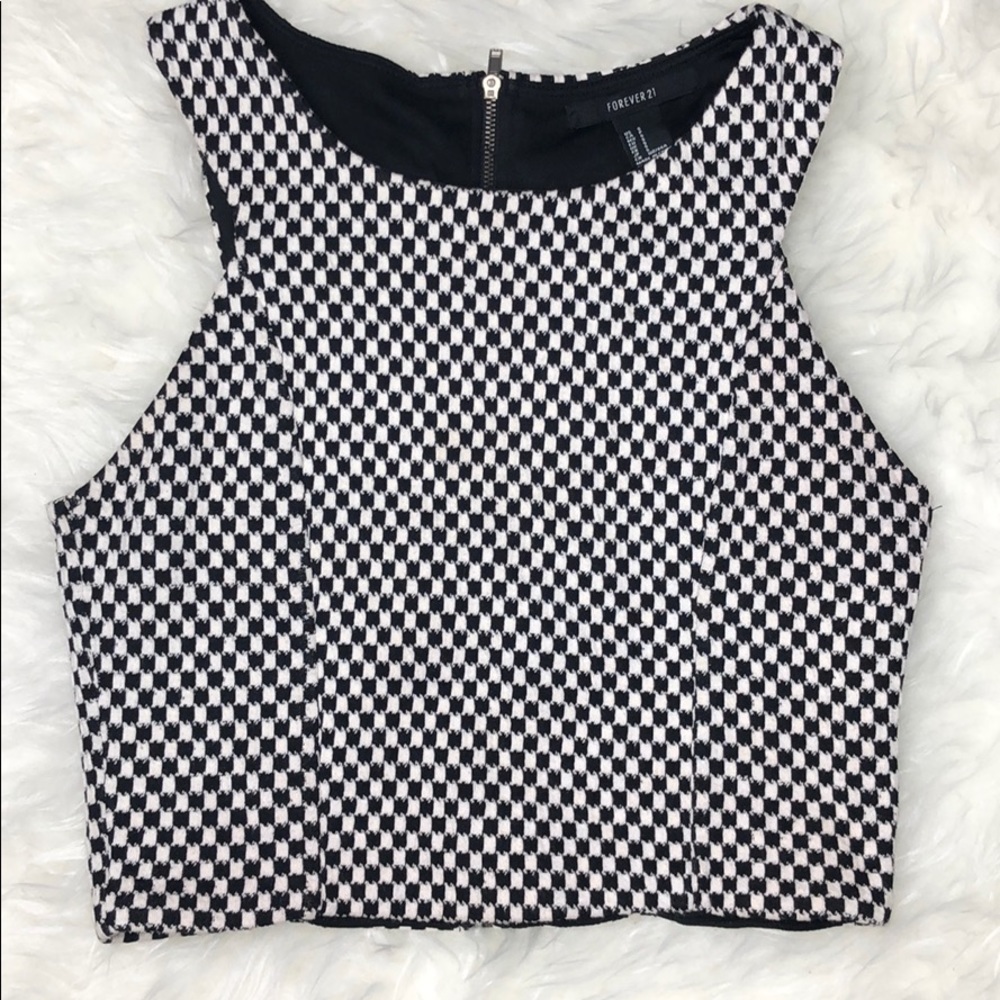 Forever 21 checkered black and white crop top